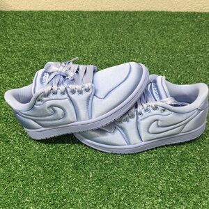 Air Jordan 1 Low Method of Make - Satin Women's size 6 New with Box no lid